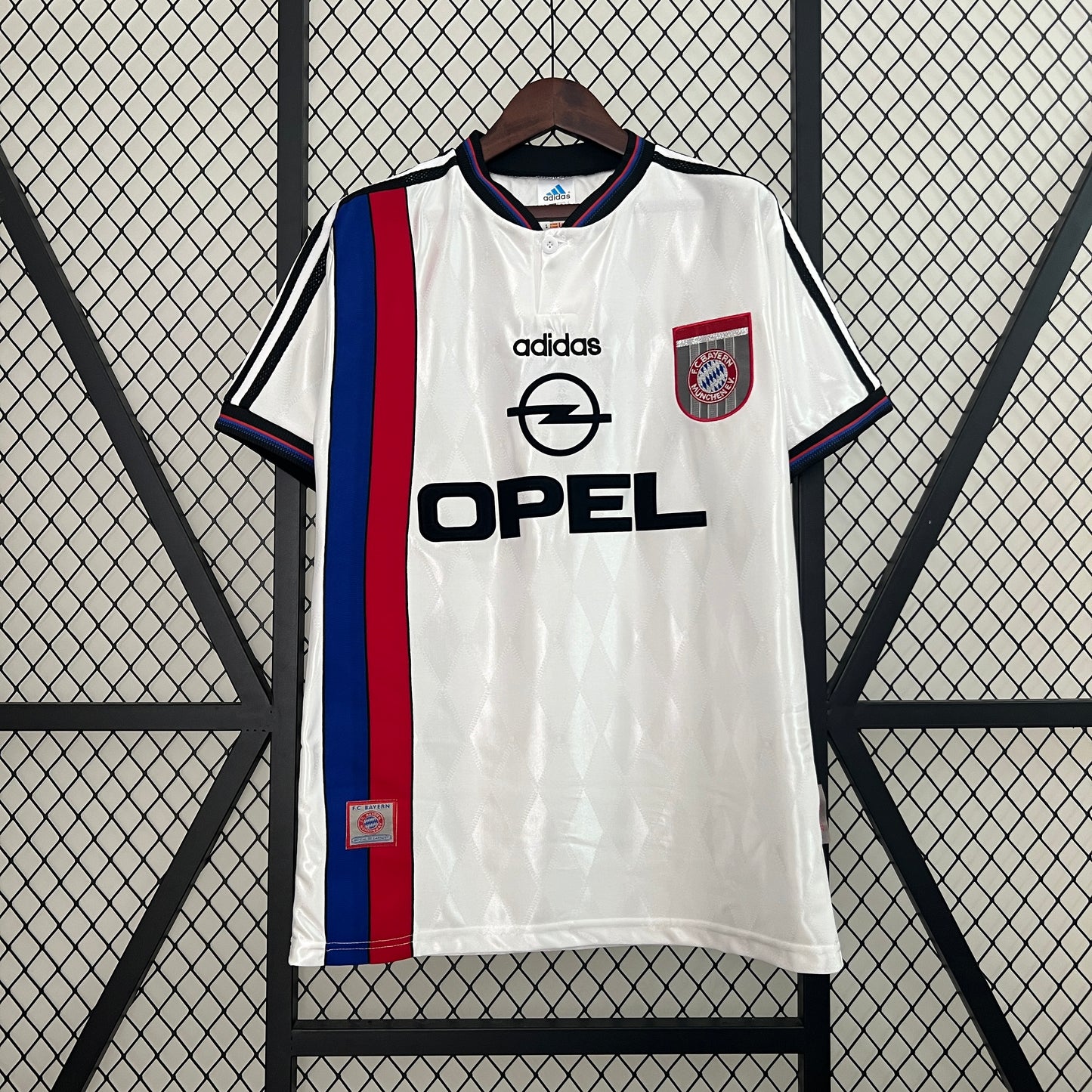 Bayern Munich Away 96/97