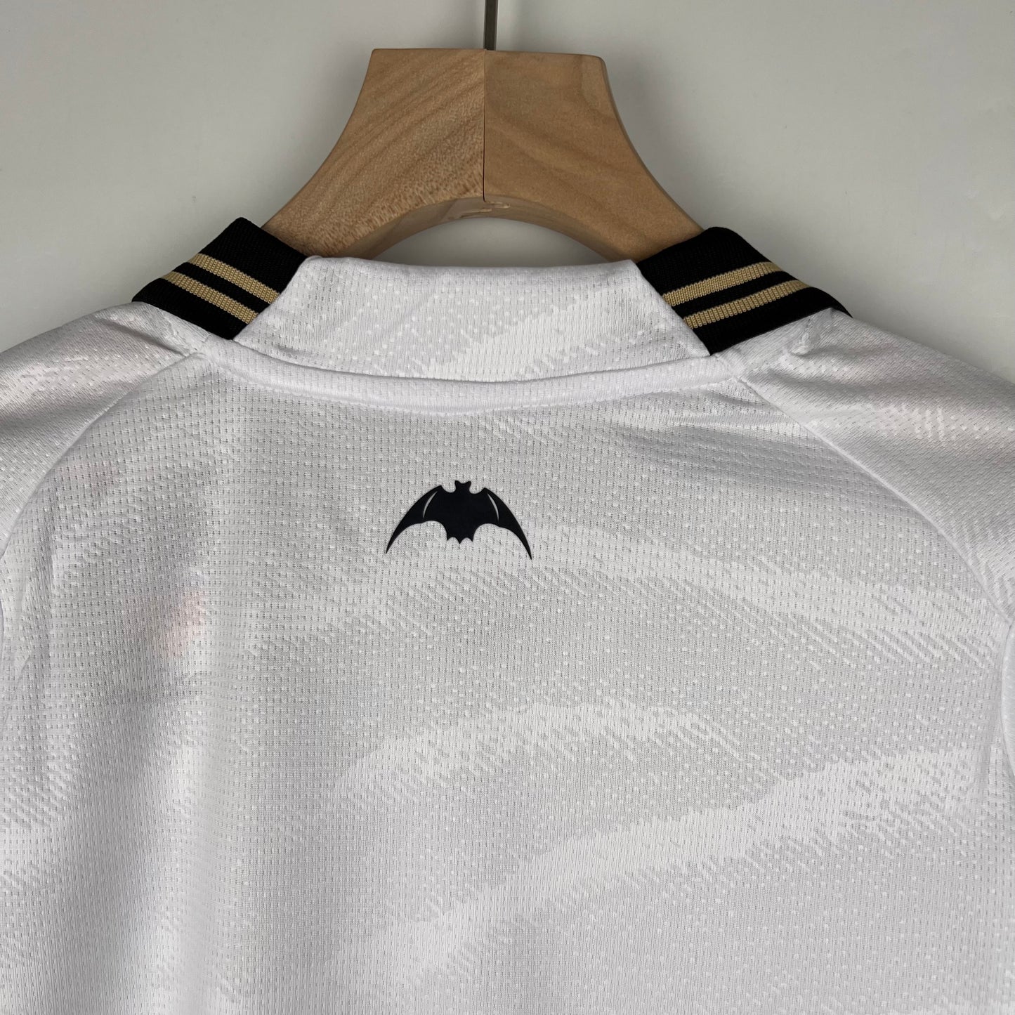 Valencia 23/24 Home