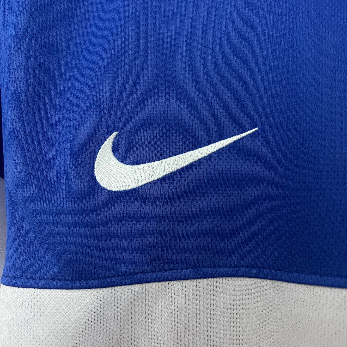 USA Away 2004