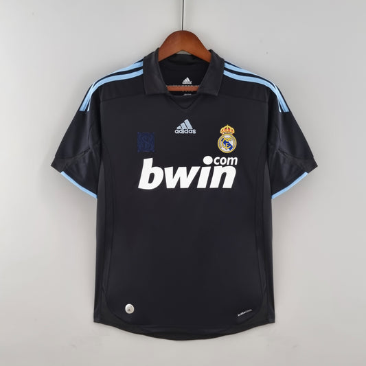 Real Madrid 09/10 away