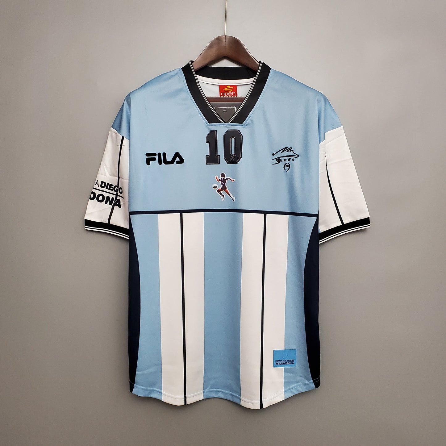 Argentina Maradona #10 2001 Commemorative Edition