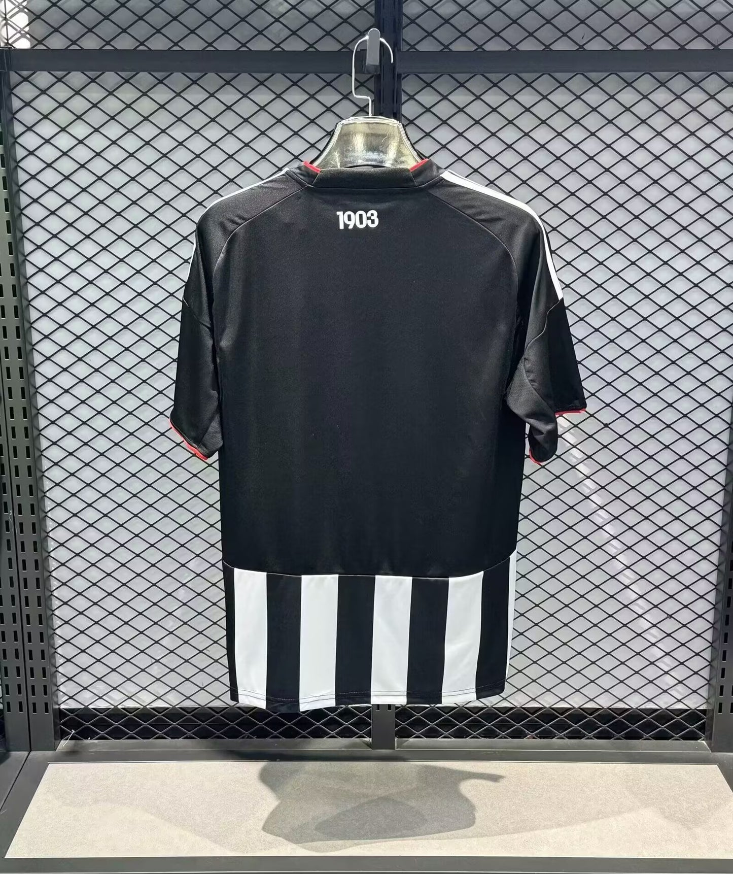 Besiktas 25/26 Home