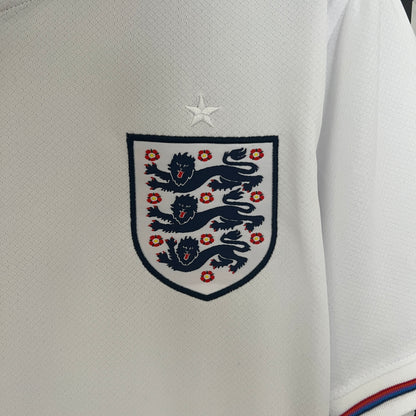 Inglaterra Home 2024