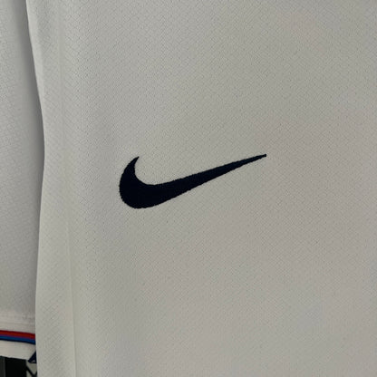 Inglaterra Home 2024