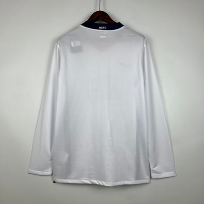 Manchester United 07/08 White Long Sleeve