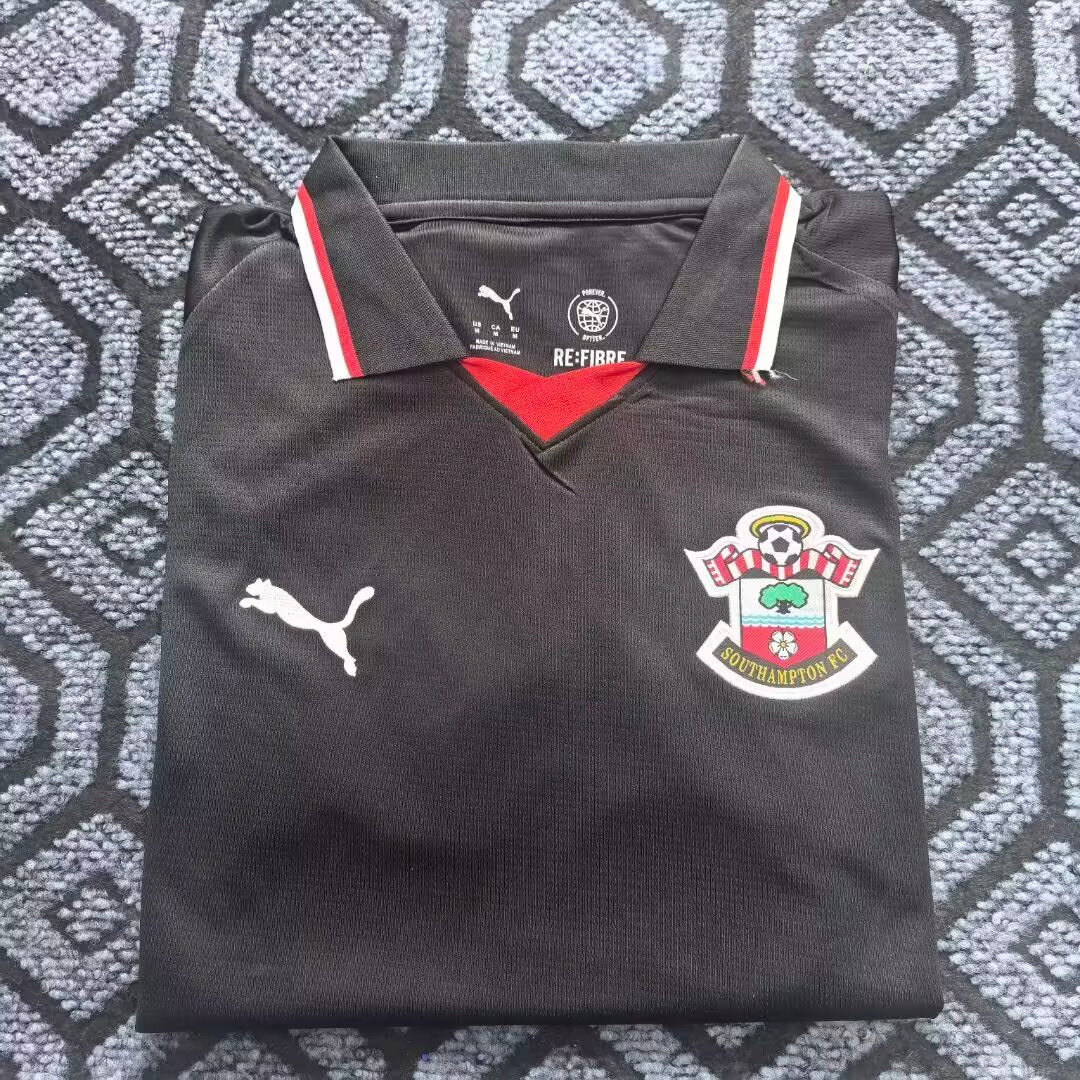 Southampton FC 25/26 Third