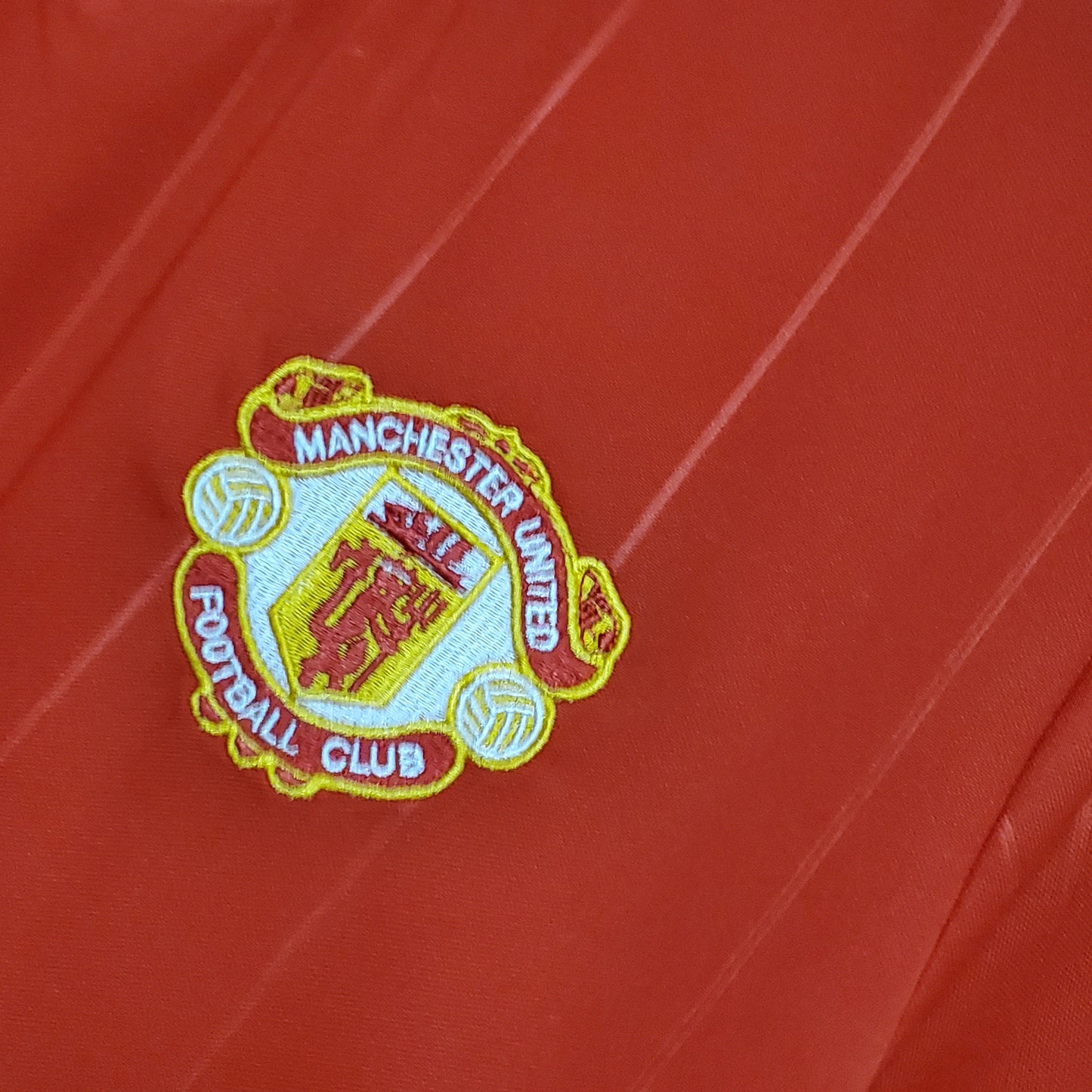 Manchester United 83/84 Home