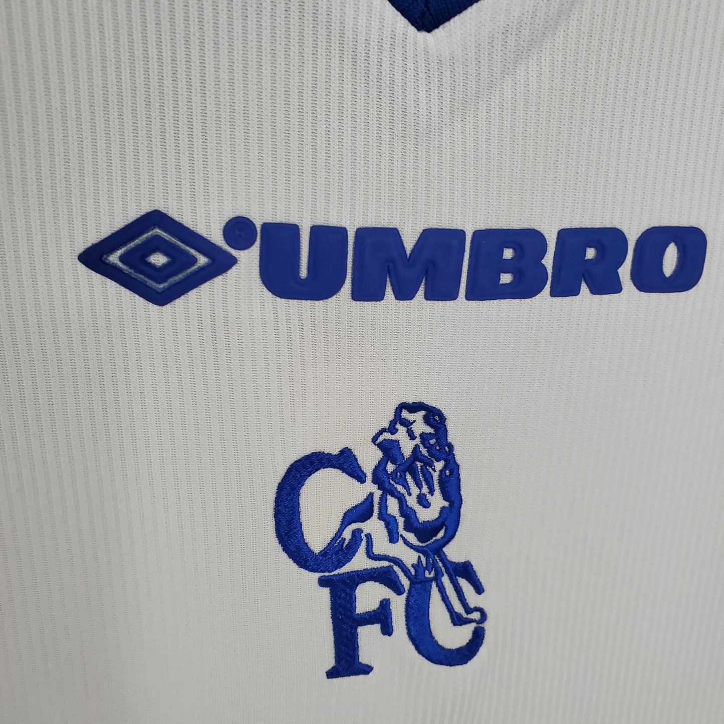 Chelsea 98/00 Away
