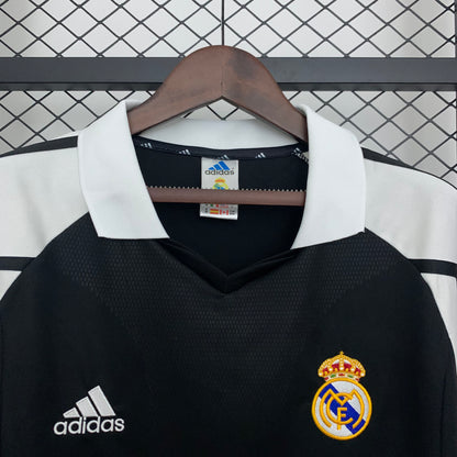 Real Madrid 01/02 Away