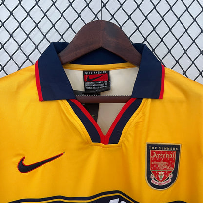 Arsenal 97/98 Away